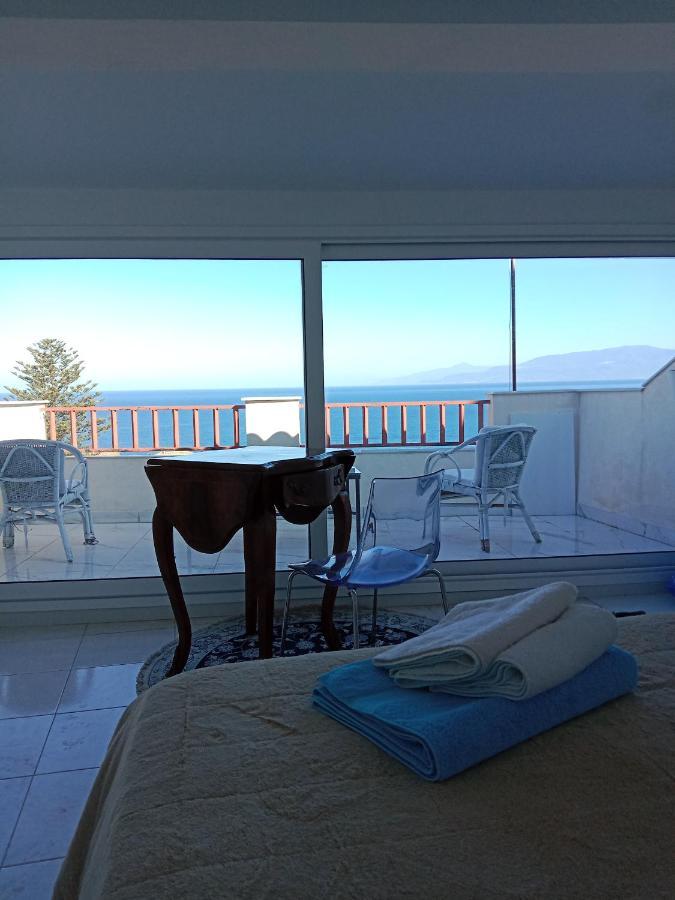 "Lo Studiolo" Apartment Pizzo Kültér fotó