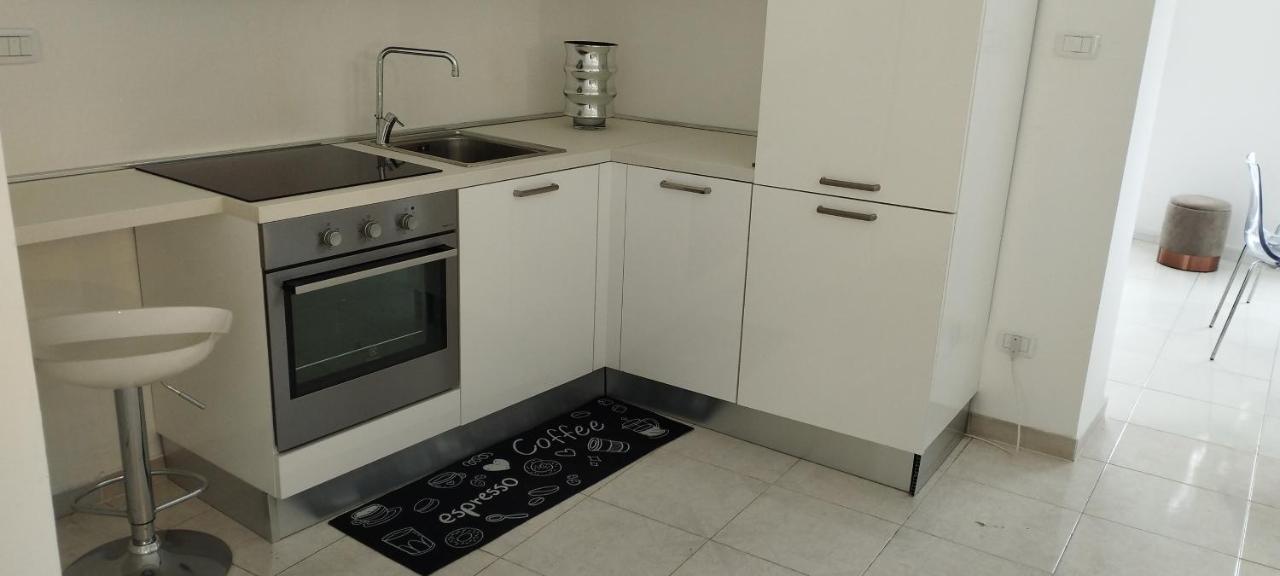 "Lo Studiolo" Apartment Pizzo Kültér fotó